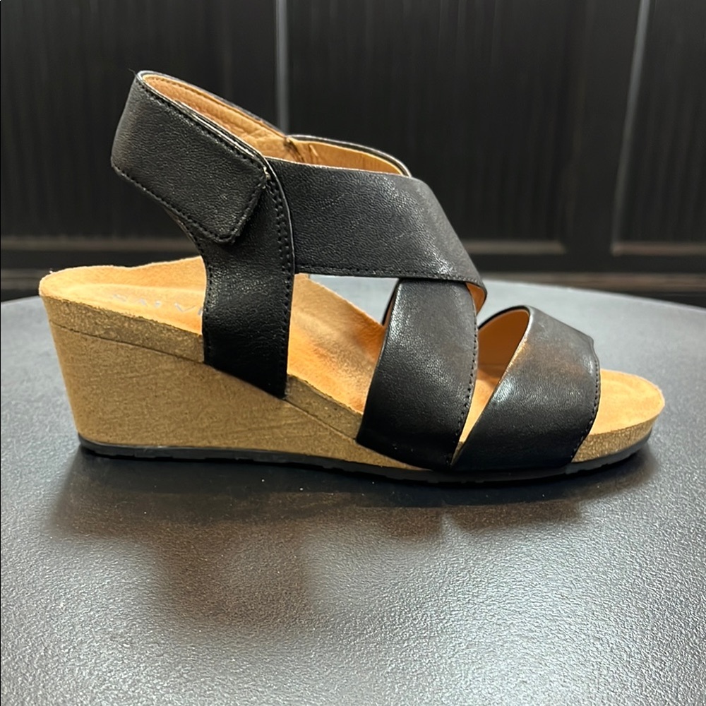 Women's Black Wedge Sandals